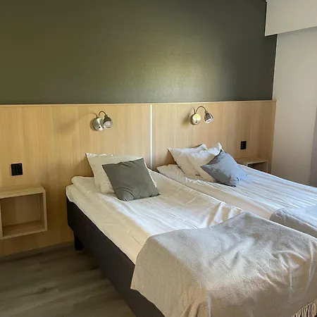 Puustelli Szálloda 4*